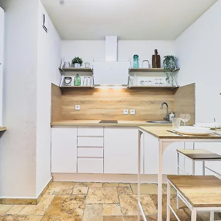 Le Ptit Honore - 2 Pers - Centre Cosy Wifi Clim Garage Apartment